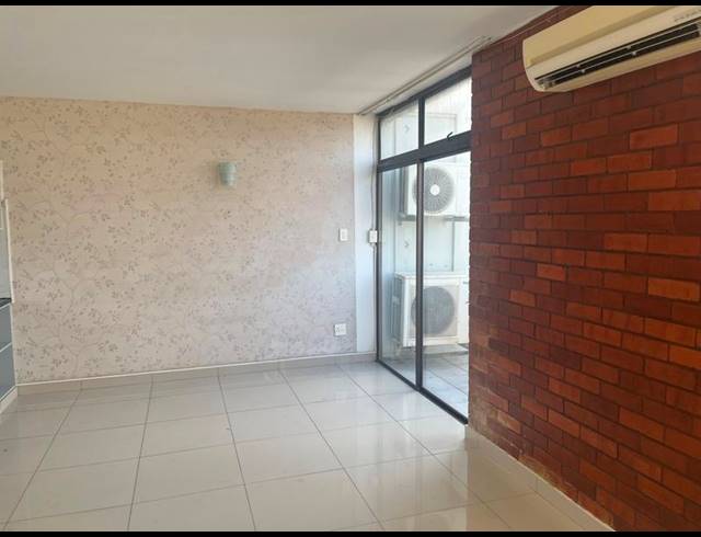 3 BEDROOM PROPERTY TO RENT IN ESSENWOOD